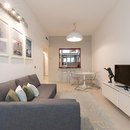 Ampio Bilocale Repubblica - Mirable Pm Apartment Milan Luaran gambar