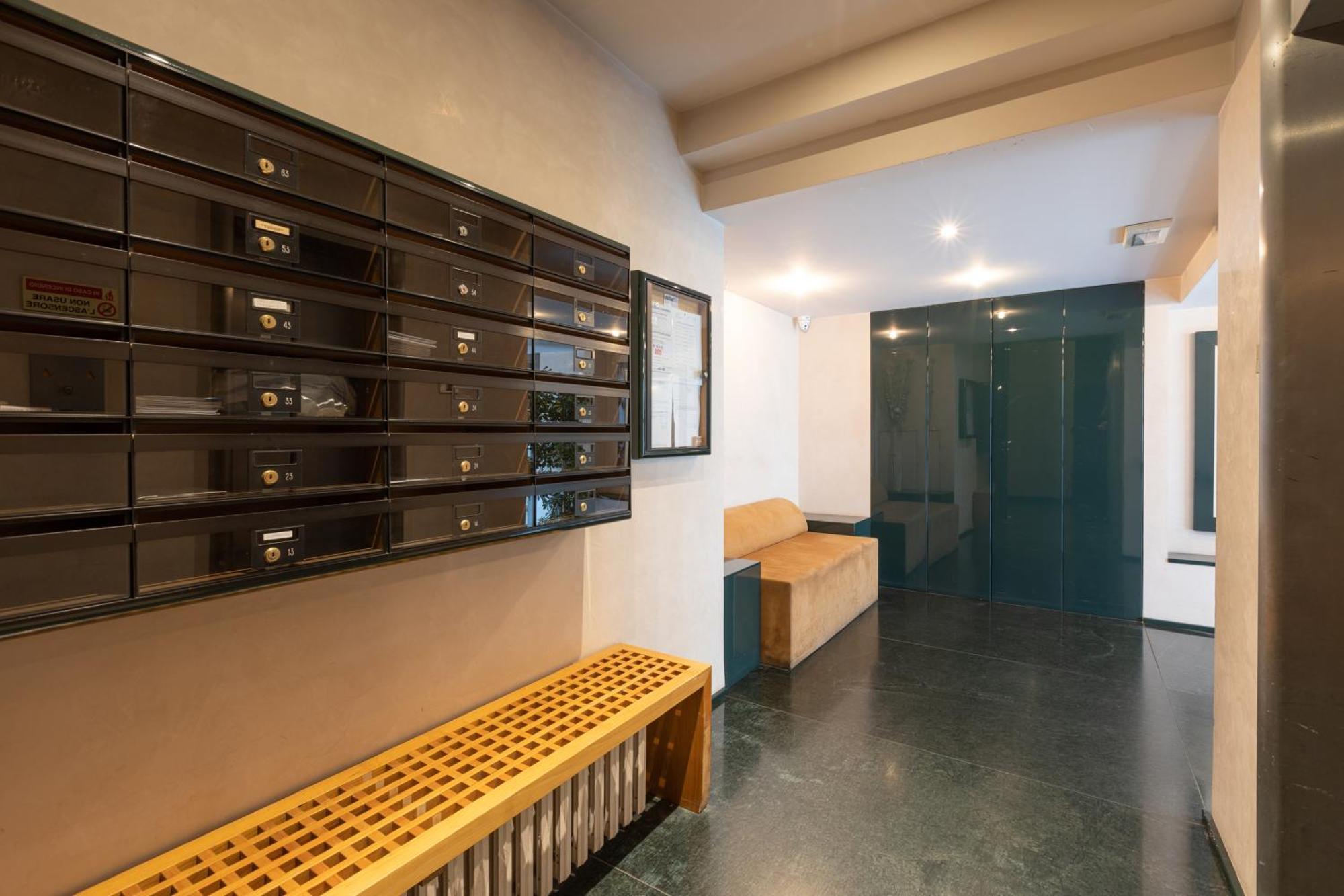 Ampio Bilocale Repubblica - Mirable Pm Apartment Milan Luaran gambar