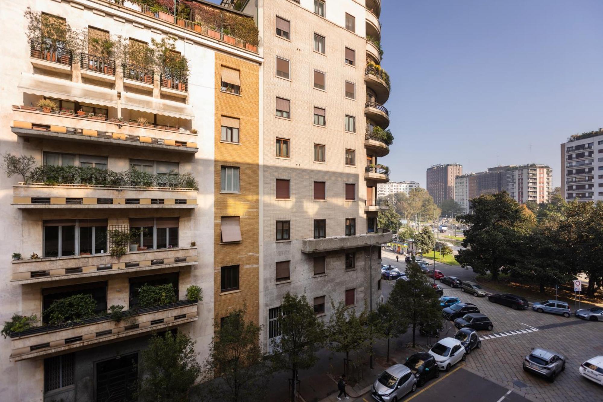 Ampio Bilocale Repubblica - Mirable Pm Apartment Milan Luaran gambar